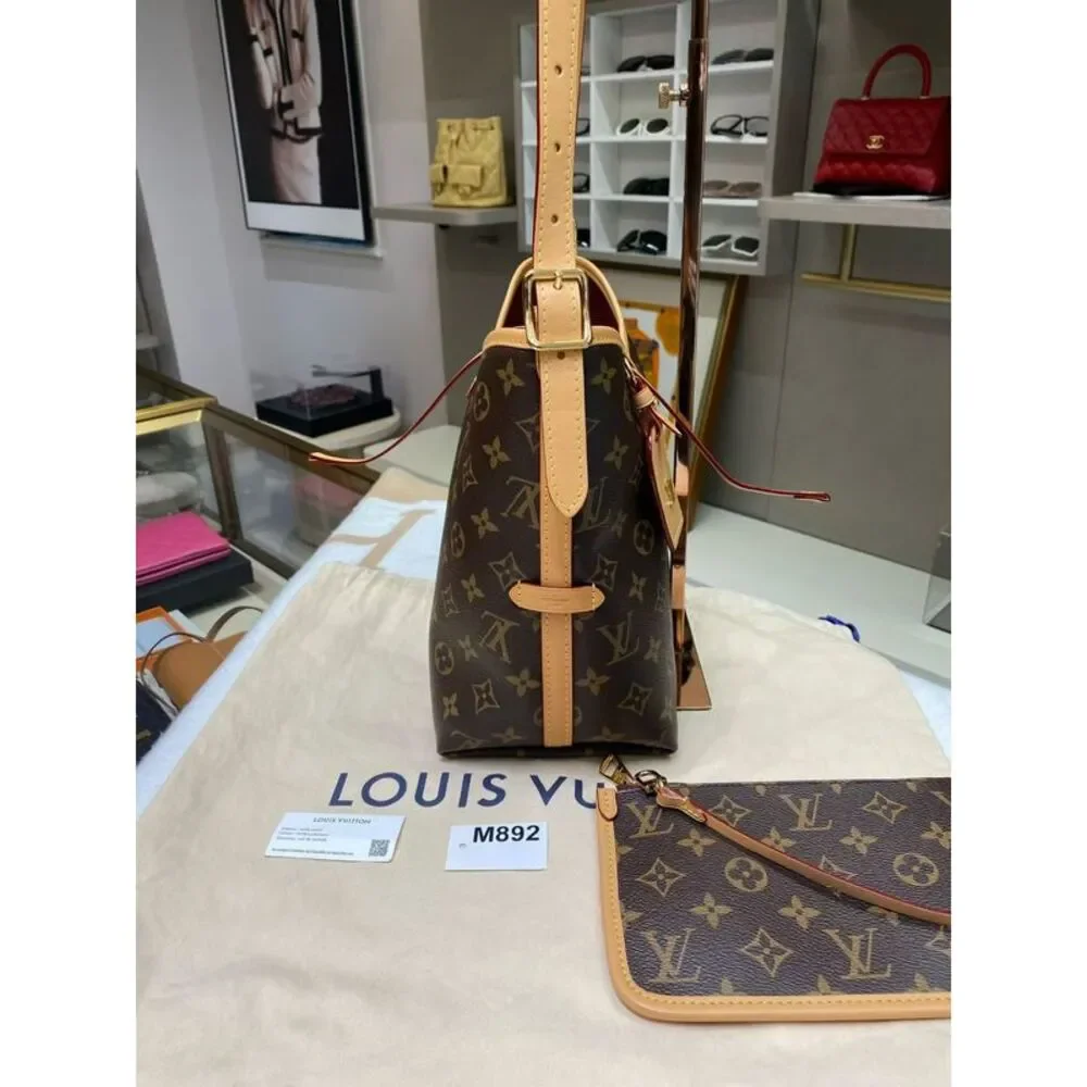 Louis Vuitton Women Pre-Loved Bag Very Good Condition - Picture 4 of 9